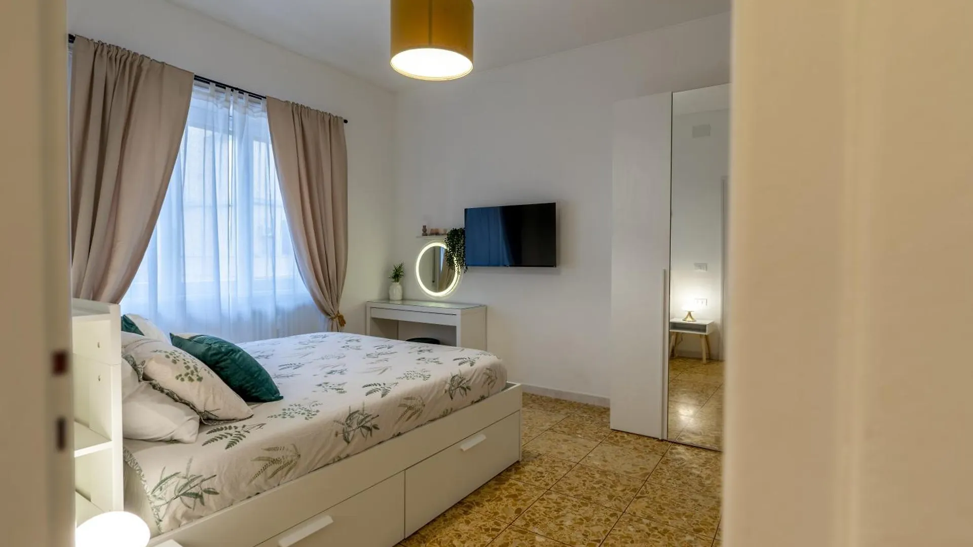 The Living Garden Apartment Rome