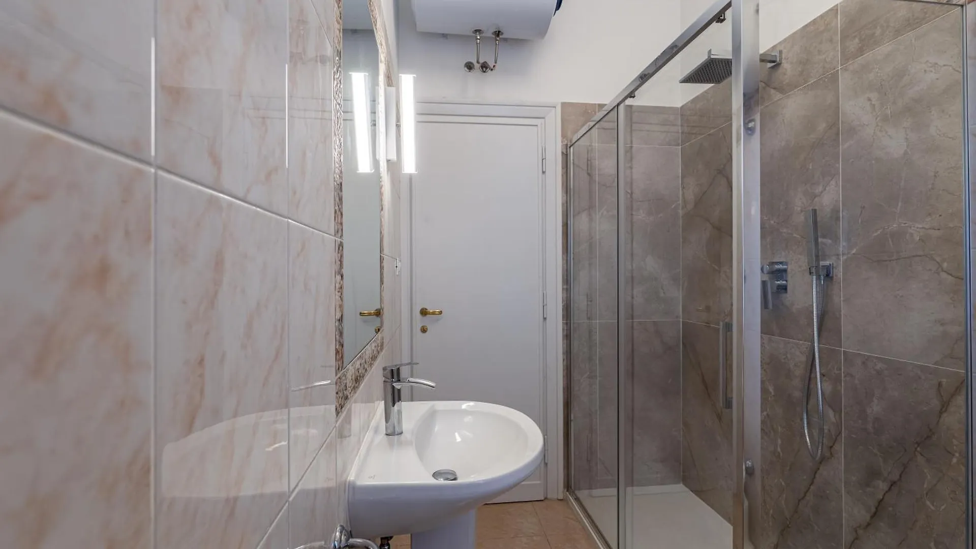 The Living Garden Apartment Rome Italy