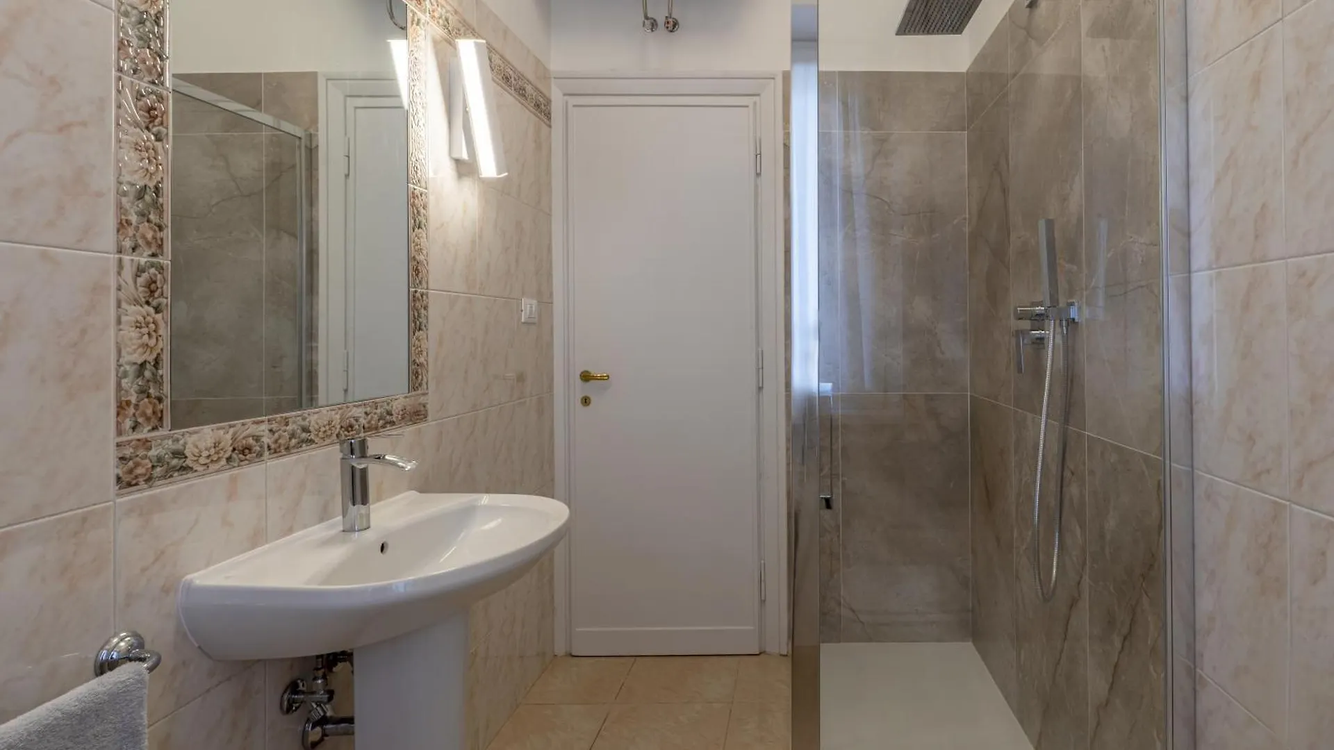 The Living Garden Apartment Rome