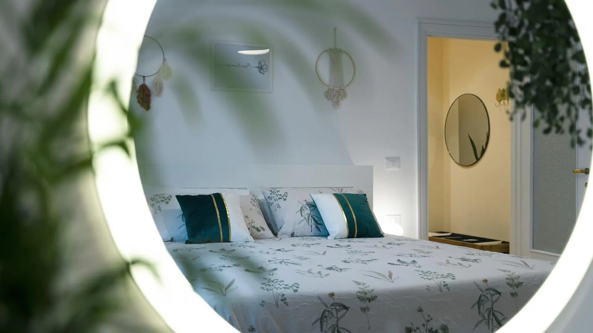The Living Garden Apartment Rome